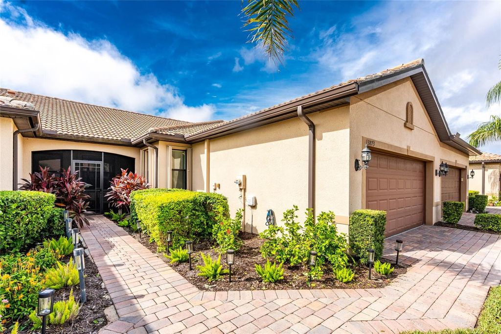 Photo of 13873 Alafaya Street, Venice, FL 34293 (MLS # D6143723)