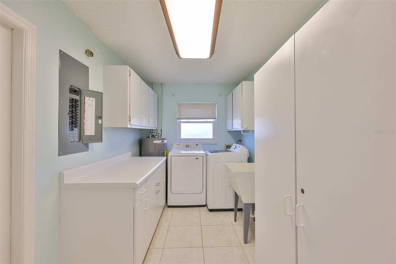 SUN CITY CENTER UNIT 45 - Residential