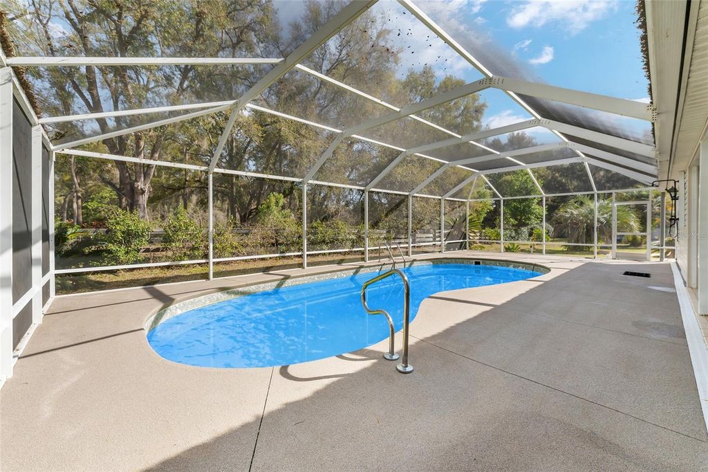 Photo of 1205 Bower Lane, Lady Lake, FL 32159 (MLS # OM722502)