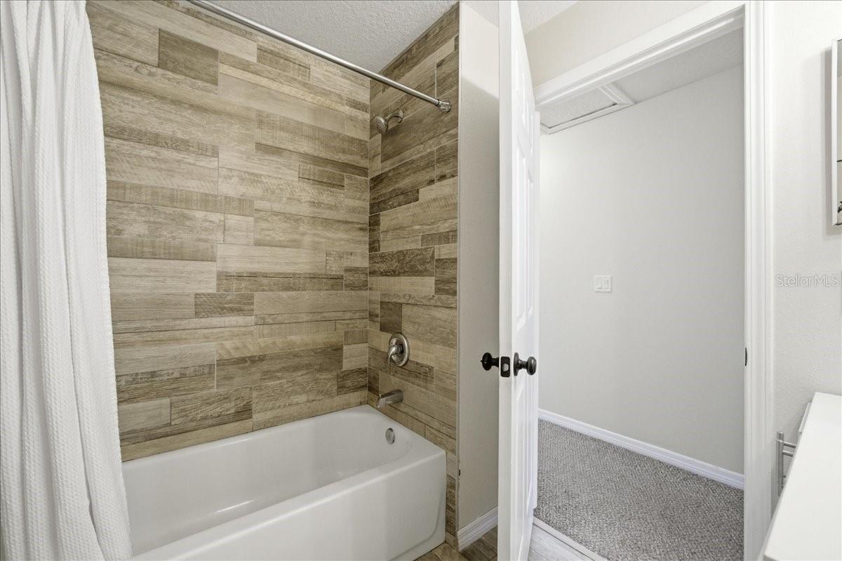 TEMPLE CREST UNIT 02 - Residential