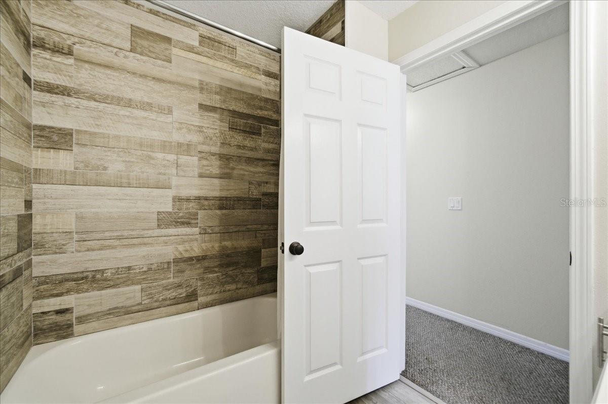 TEMPLE CREST UNIT 02 - Residential