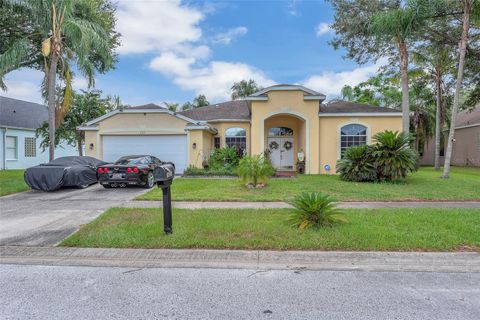 Photo of 327 Country Vineyard Drive, Valrico, FL 33594 (MLS # TB8412723)