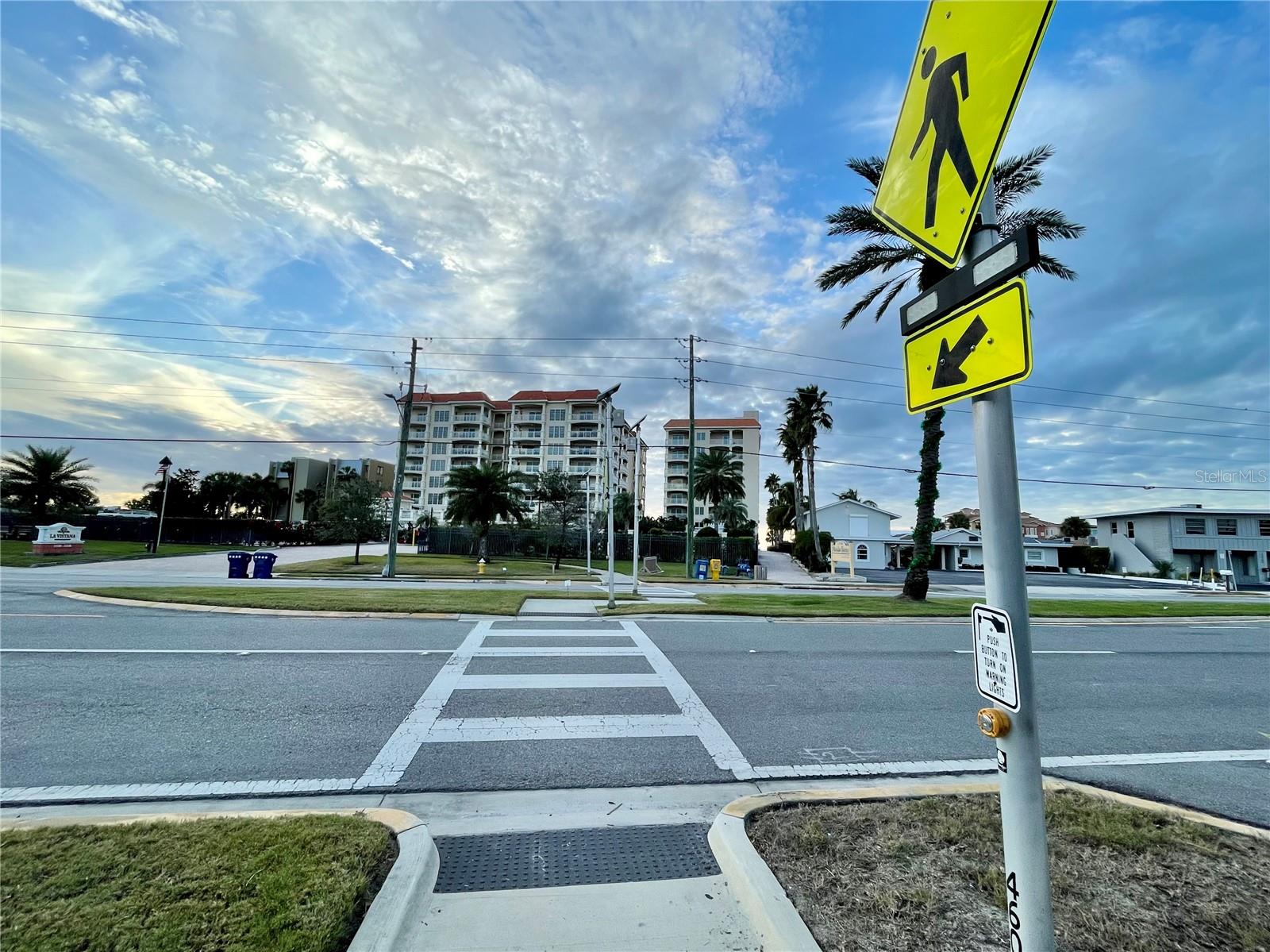 LAS PALMAS CONDO - Residential Lease