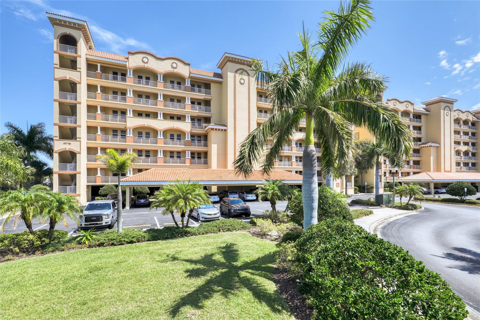 LAS PALMAS CONDO - Residential Lease