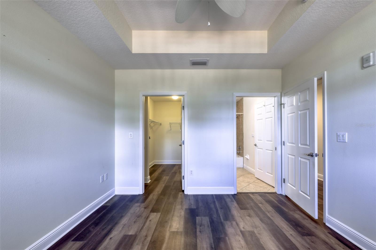LAS PALMAS CONDO - Residential Lease