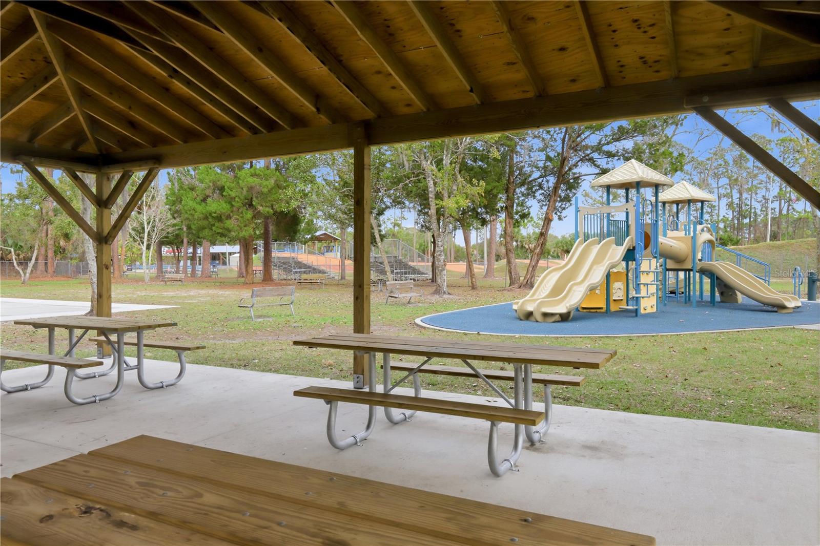 TUSCANY TWNHMS PH 01 - Residential