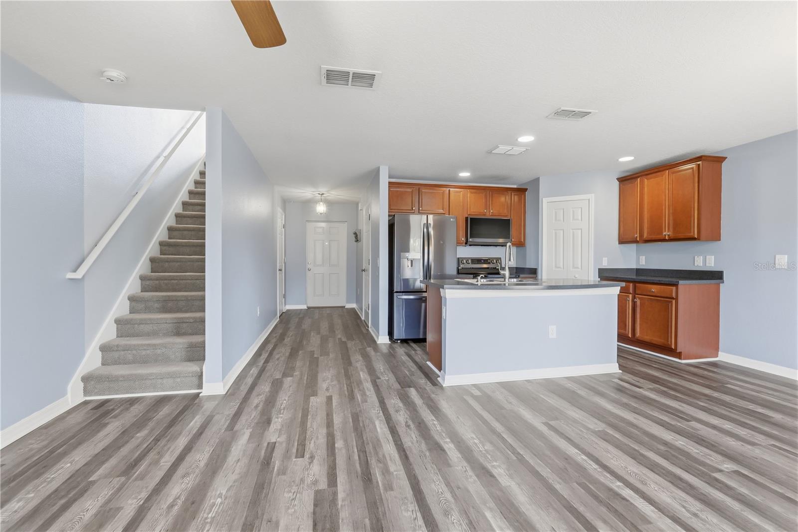 TUSCANY TWNHMS PH 01 - Residential