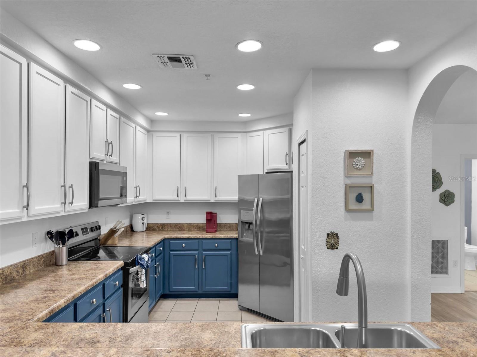 CARIBE COVE CONDO PH 3 - Residential