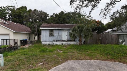 Photo of 338 S Hart Boulevard, Orlando, FL 32835 (MLS # S5138227)