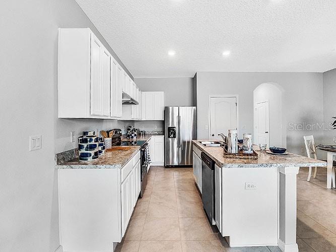 THOMPSON GROVE - Residential