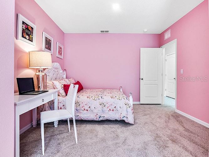 THOMPSON GROVE - Residential