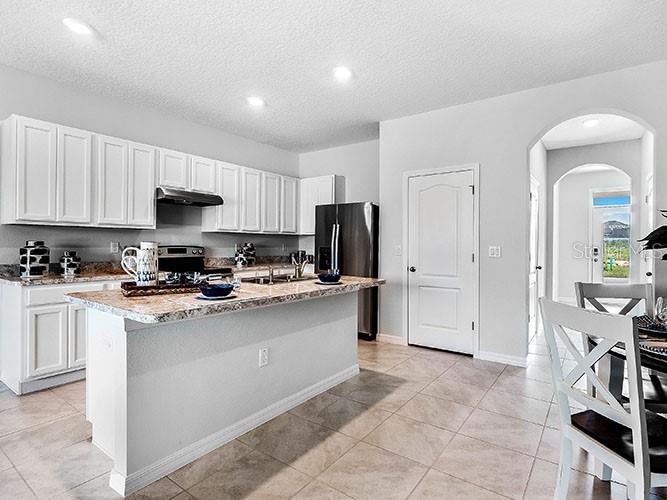 THOMPSON GROVE - Residential