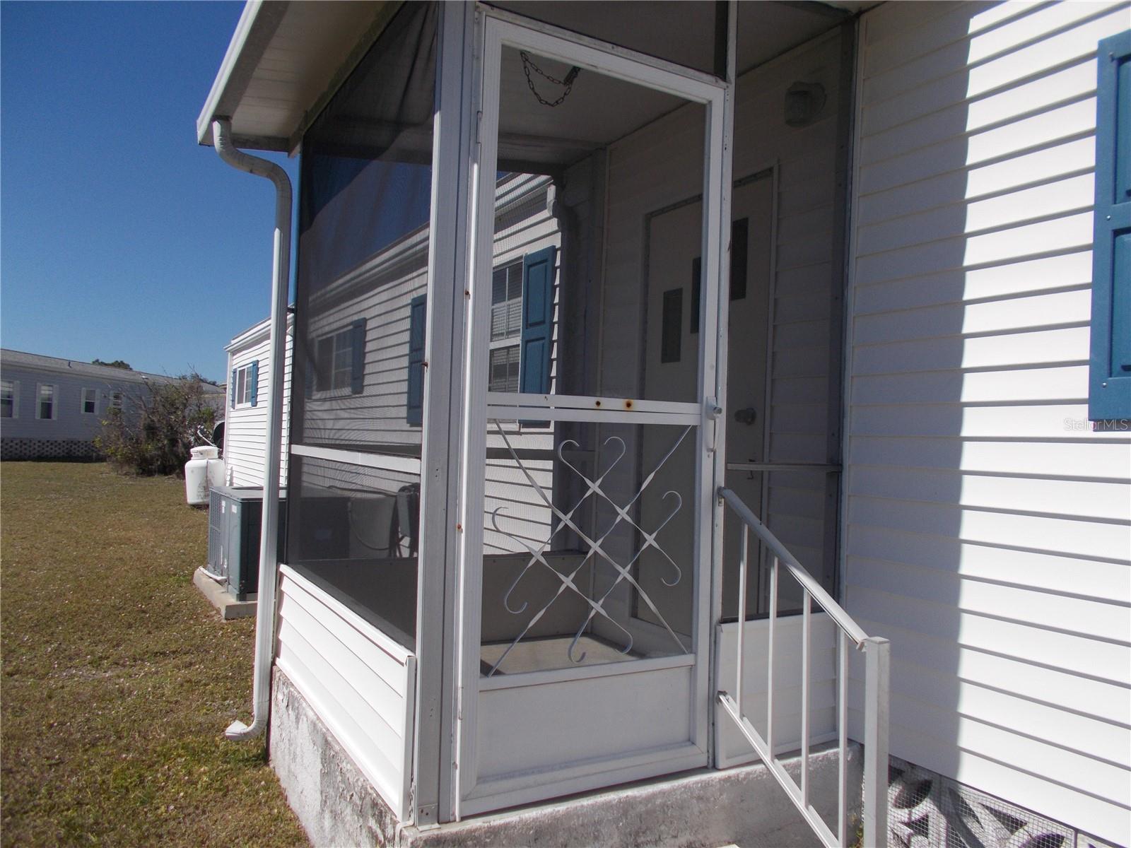 HOLIDAY PARK - Residential