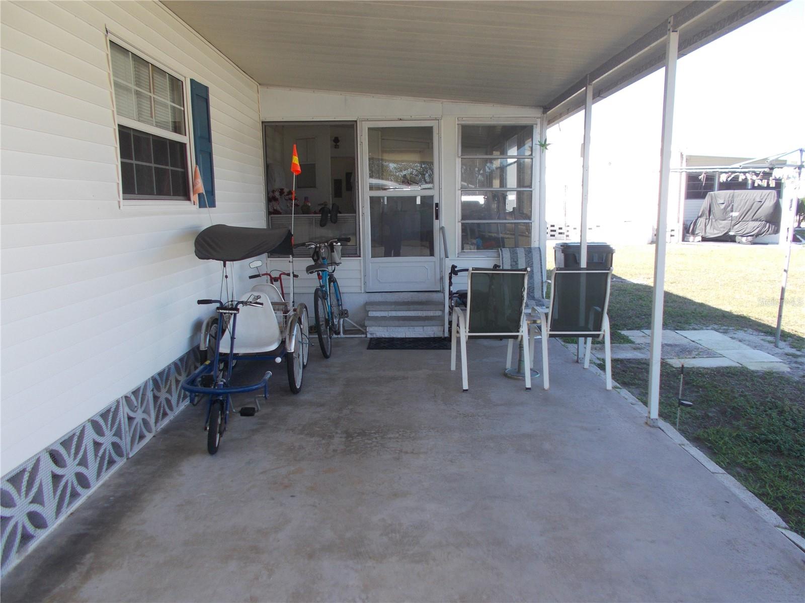 HOLIDAY PARK - Residential