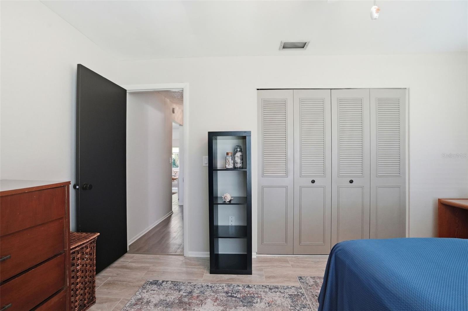 ANCHORAGE OF TARPON LAKE UNIT THREE THE - Residential