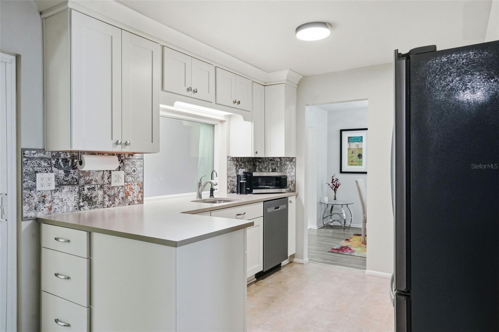 ANCHORAGE OF TARPON LAKE UNIT THREE THE - Residential