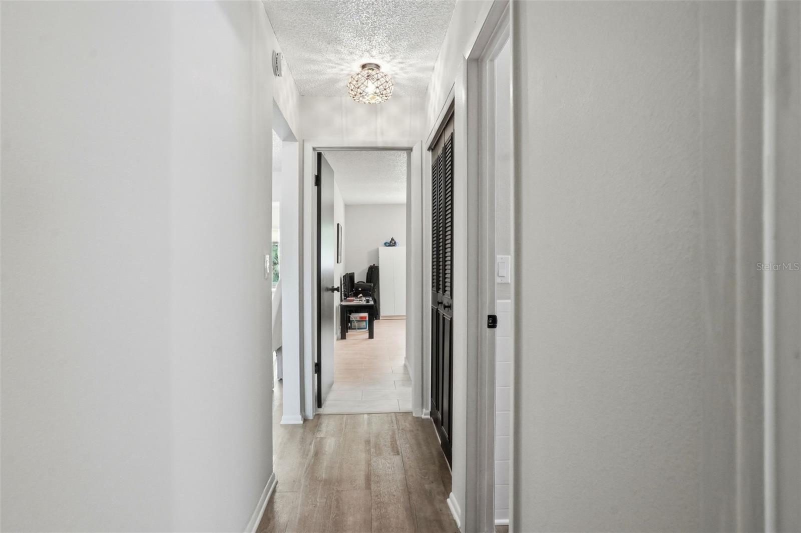 ANCHORAGE OF TARPON LAKE UNIT THREE THE - Residential