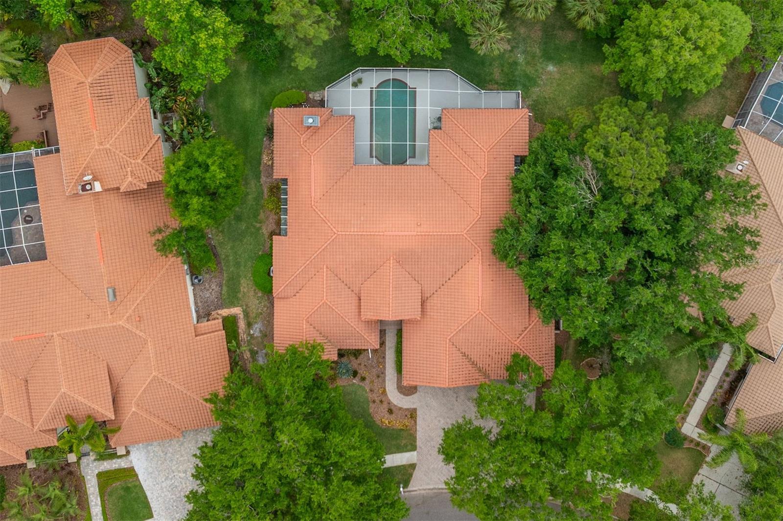 4905 LONDONDERRY DRIVE