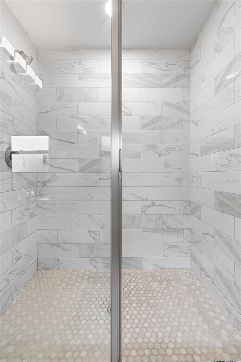 BEACH PARK - Residential Lease