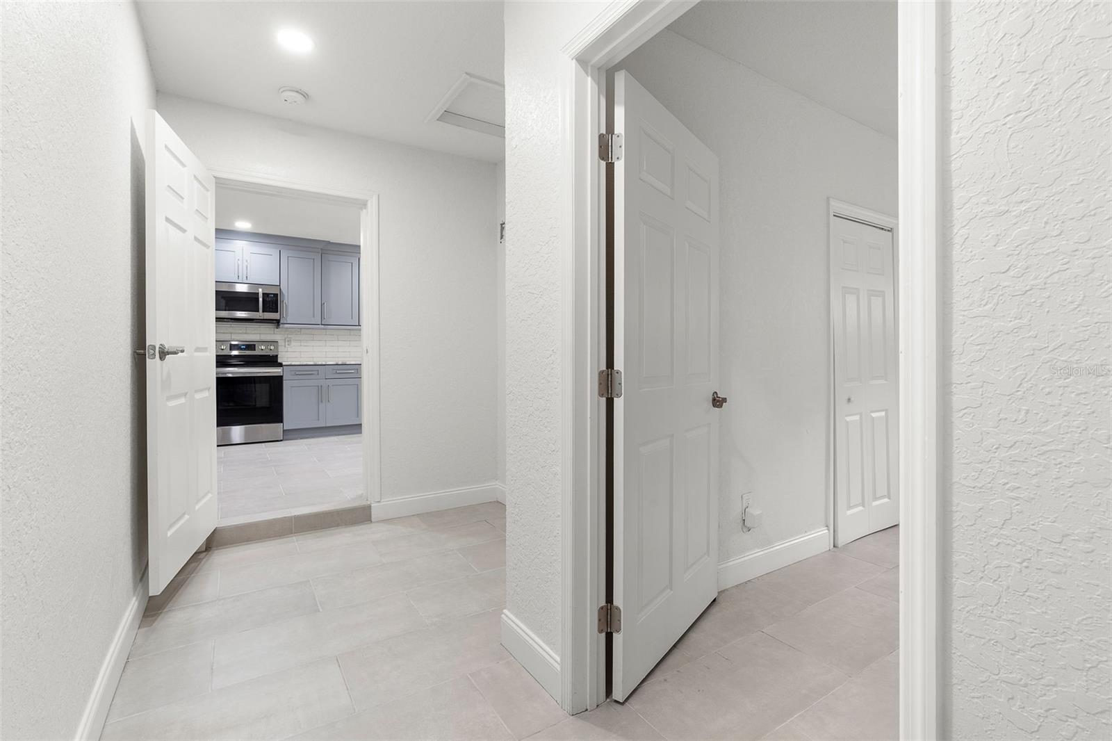 BEACH PARK - Residential Lease