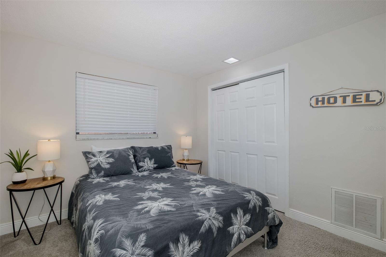 DE SOTO ESTATES - Residential