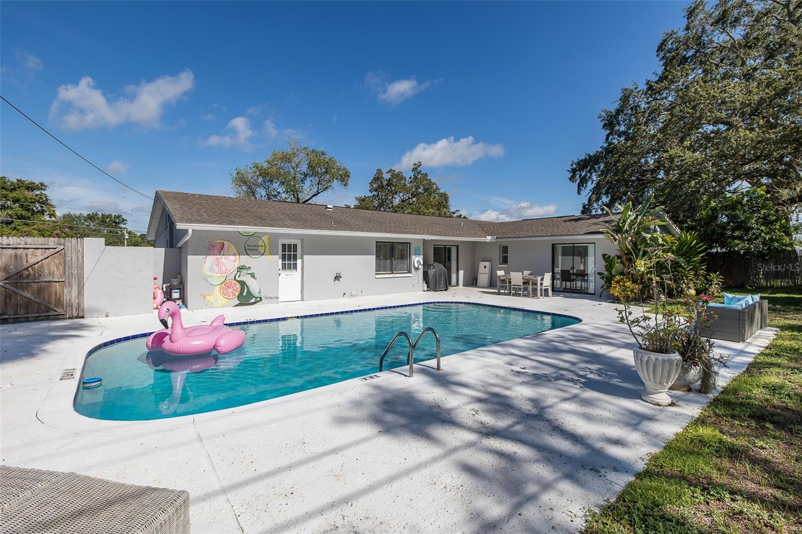 2180 PHILIPPE PARKWAY