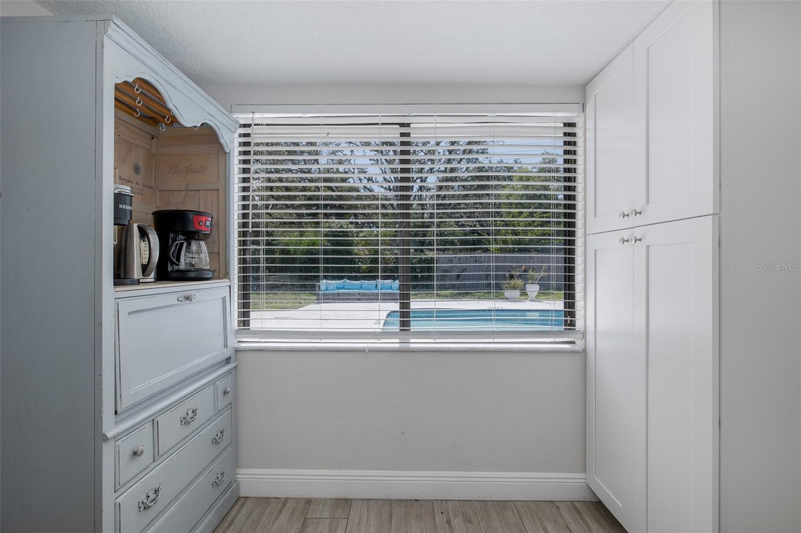 DE SOTO ESTATES - Residential