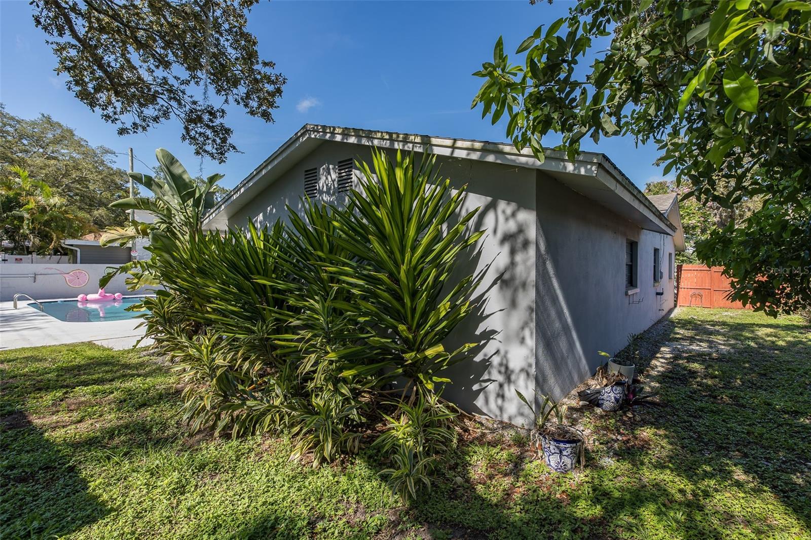 DE SOTO ESTATES - Residential