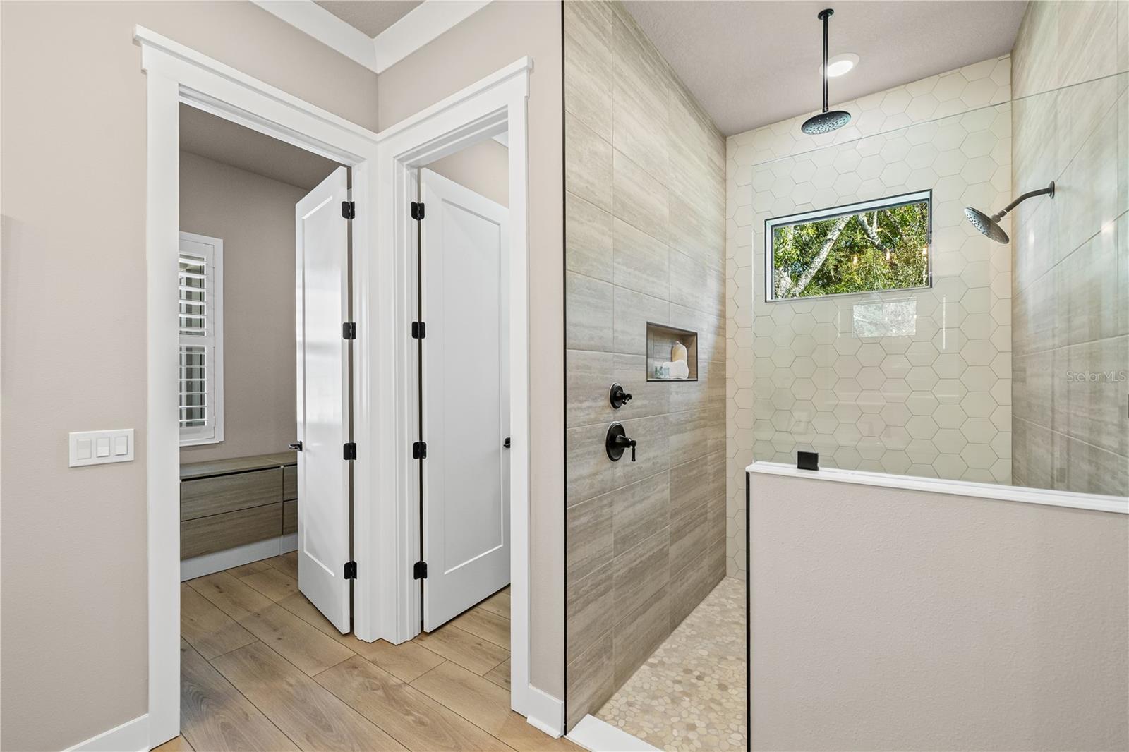 NORTH LAKE ESTATES - Residential