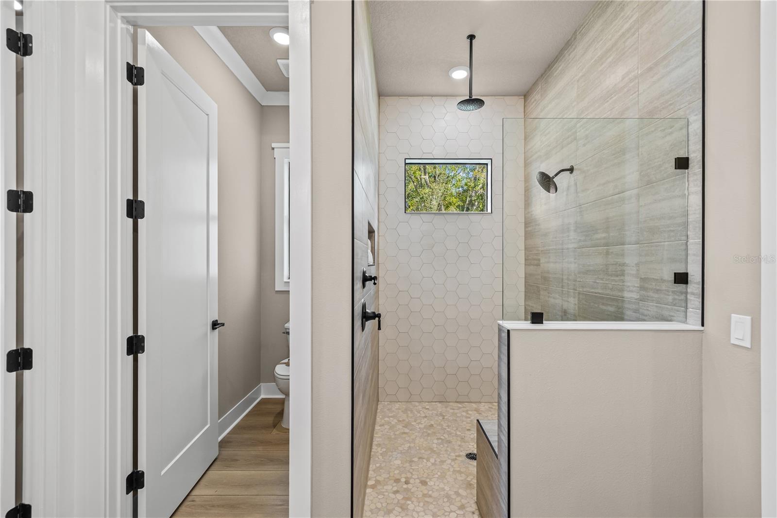 NORTH LAKE ESTATES - Residential