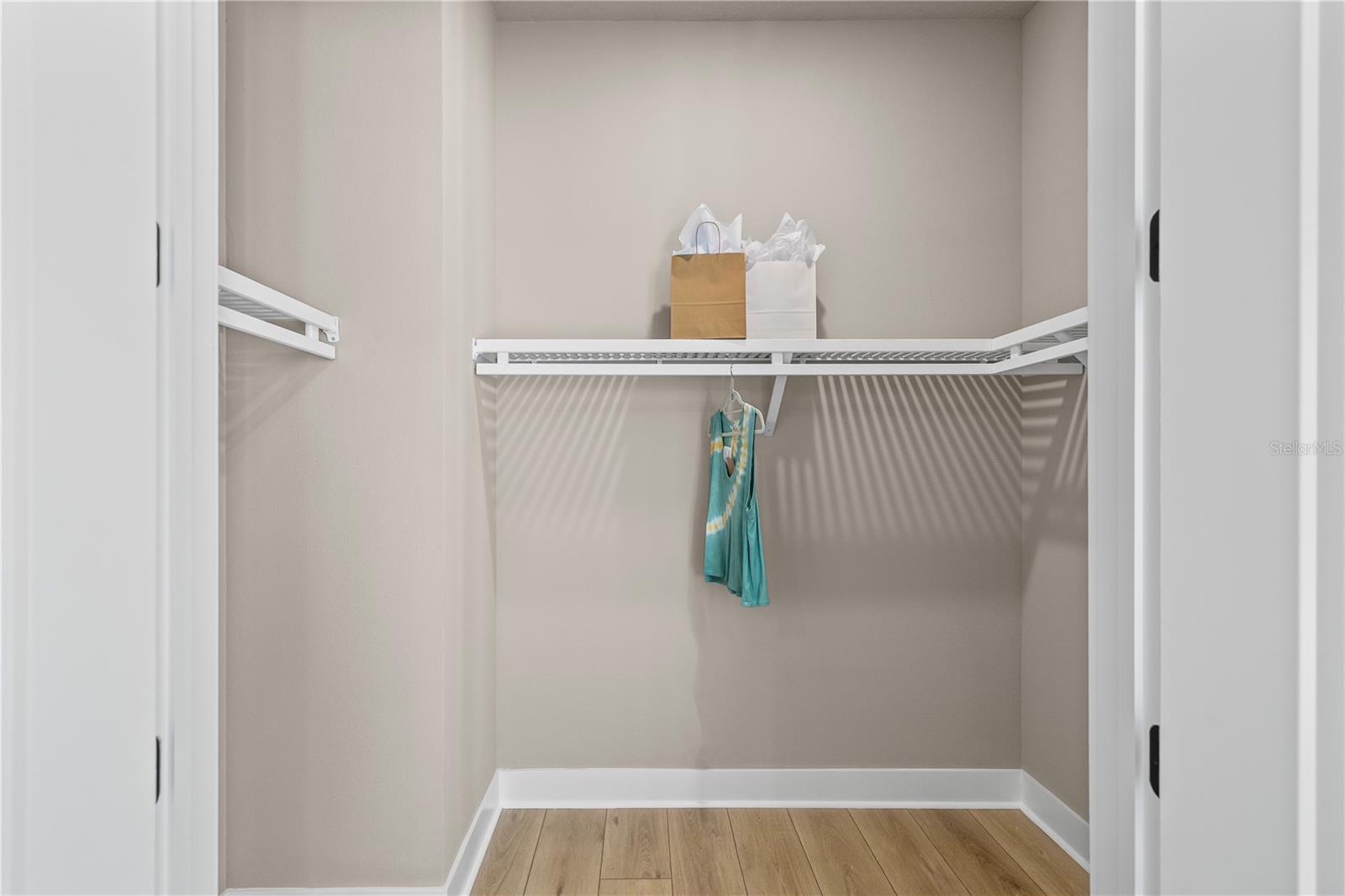 NORTH LAKE ESTATES - Residential