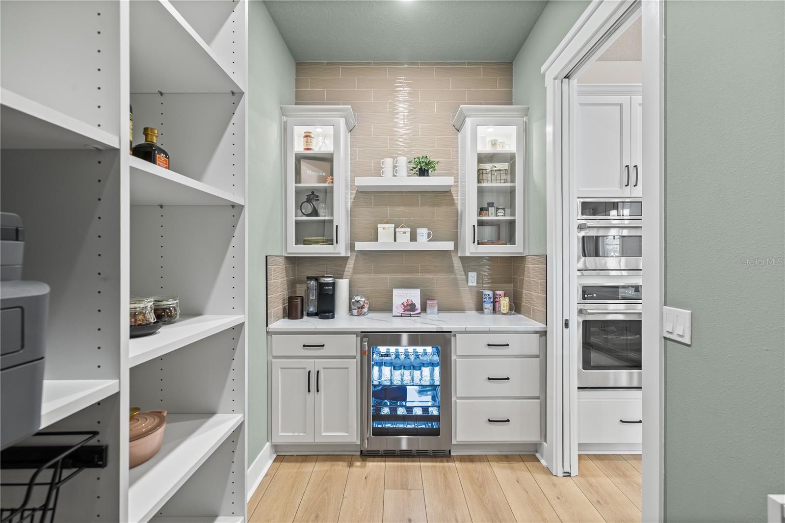 NORTH LAKE ESTATES - Residential