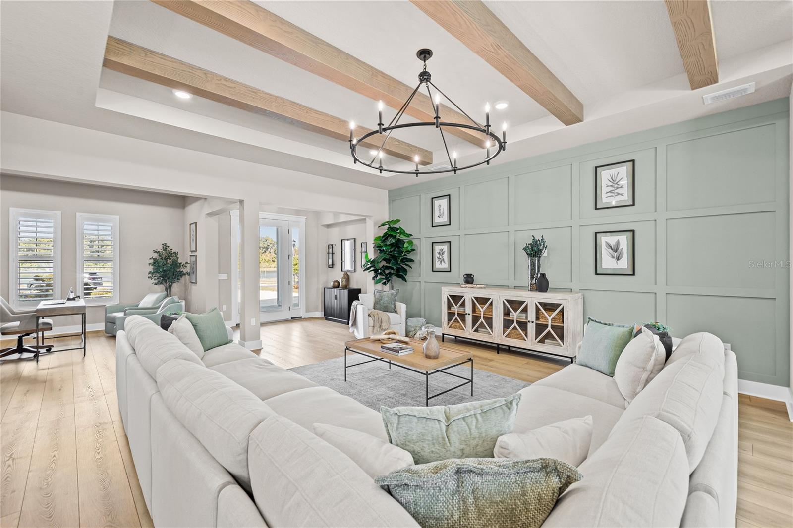 NORTH LAKE ESTATES - Residential