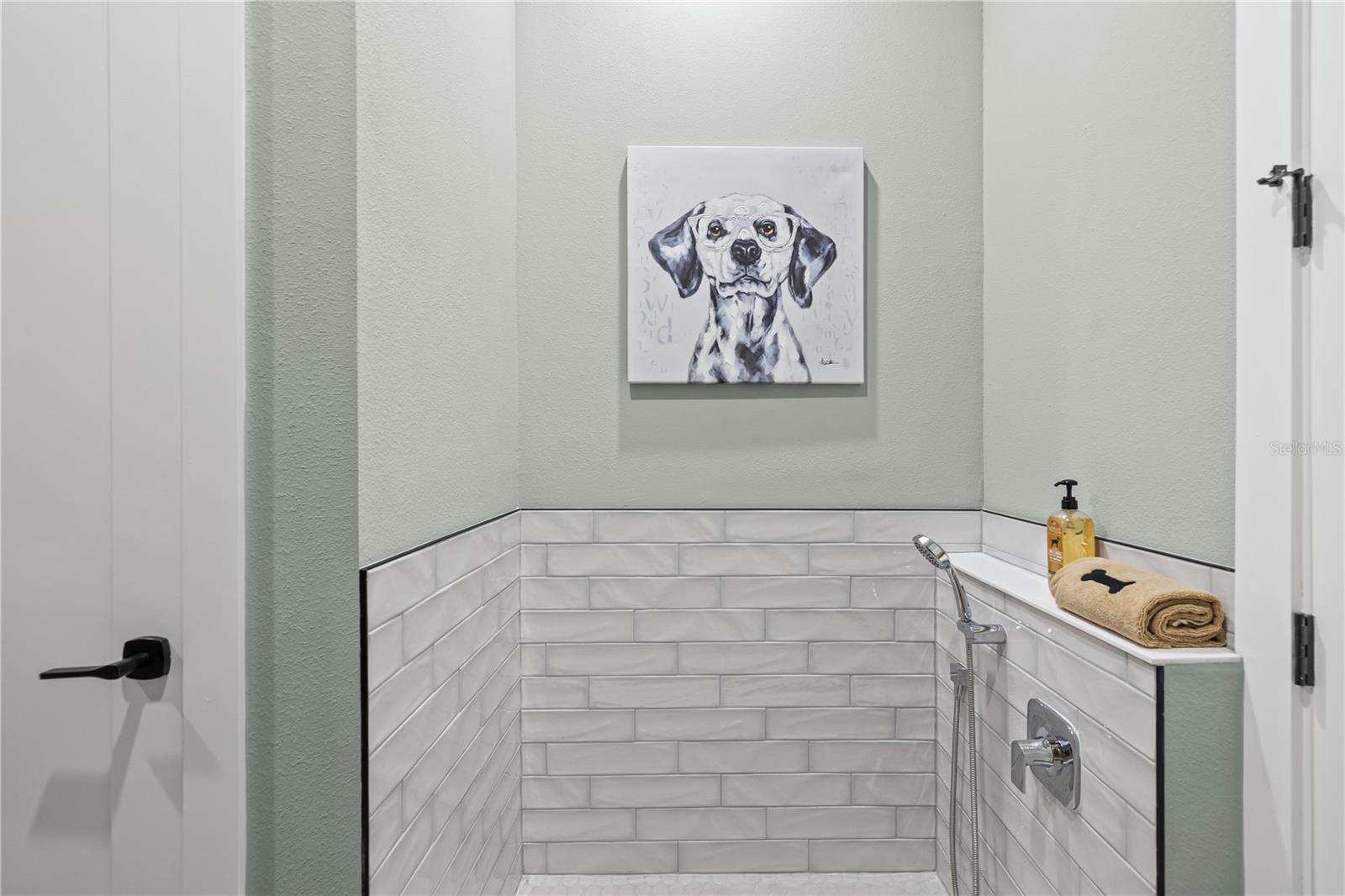 NORTH LAKE ESTATES - Residential