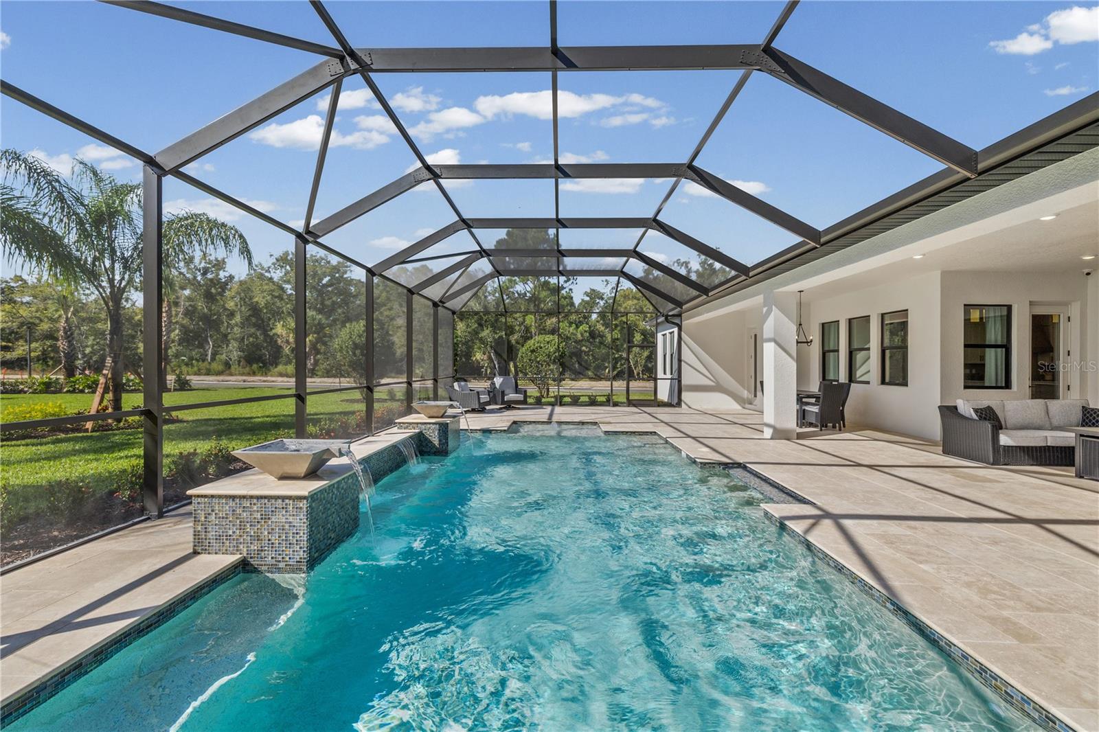 NORTH LAKE ESTATES - Residential