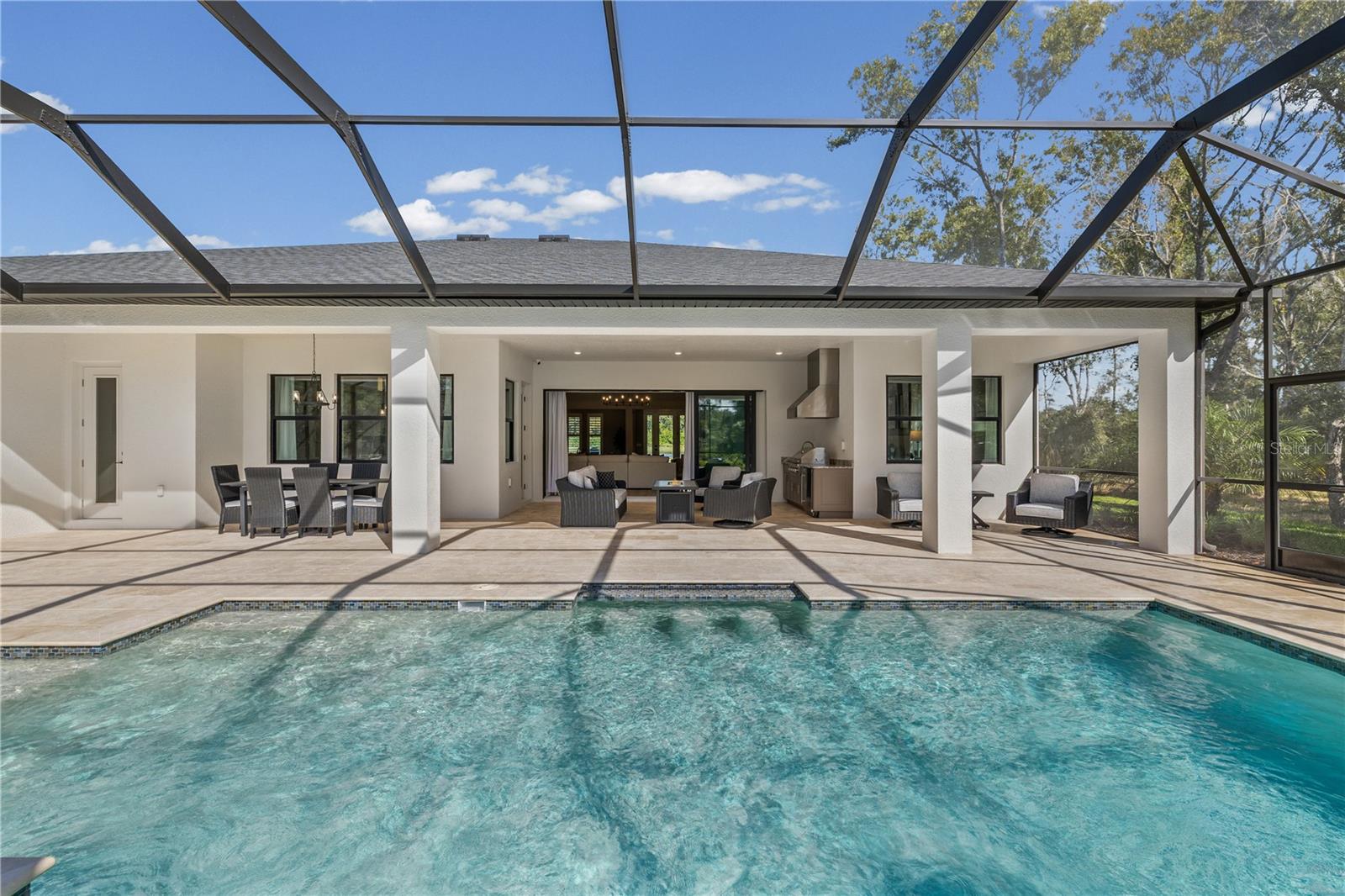 NORTH LAKE ESTATES - Residential