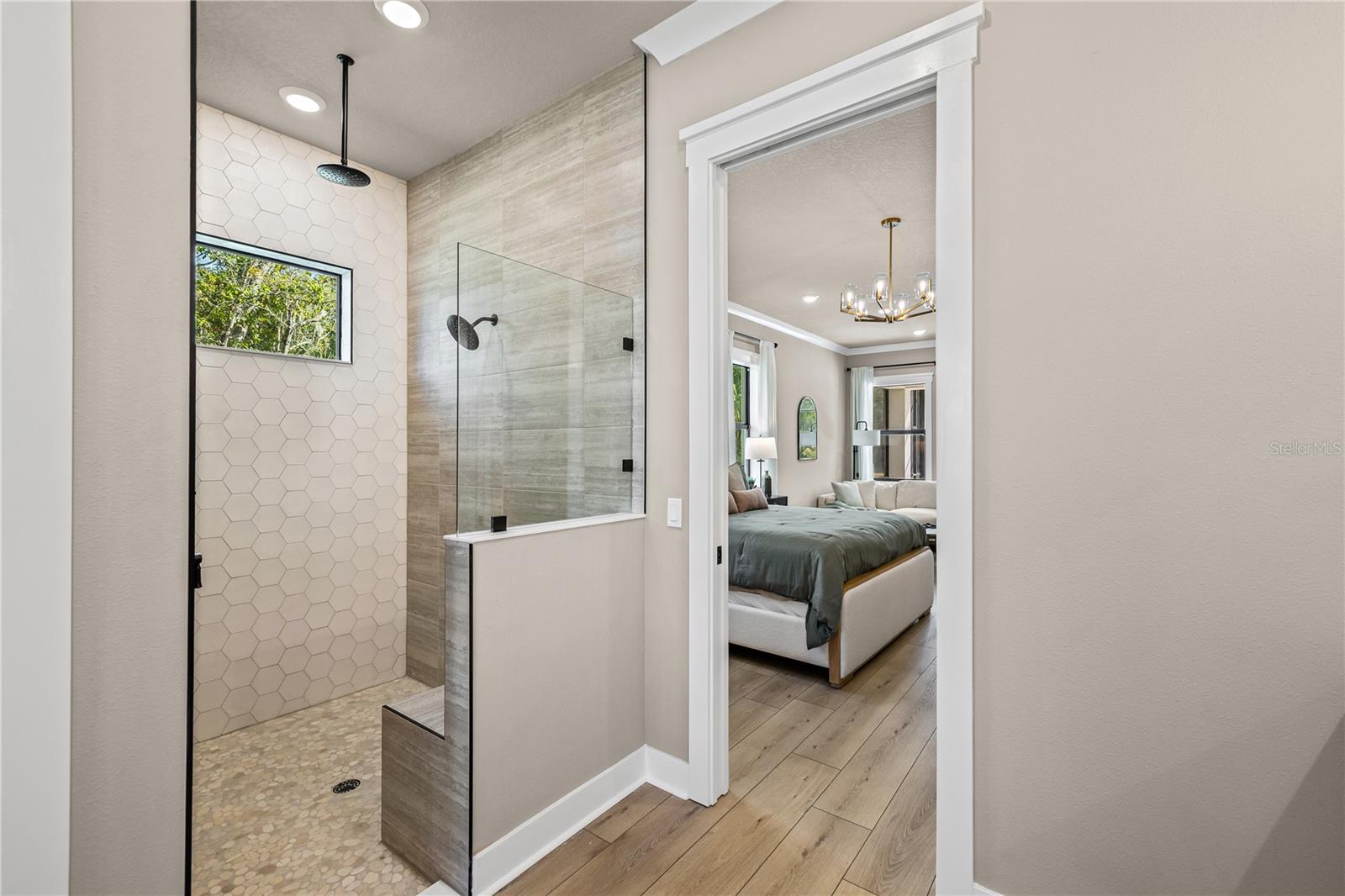 NORTH LAKE ESTATES - Residential