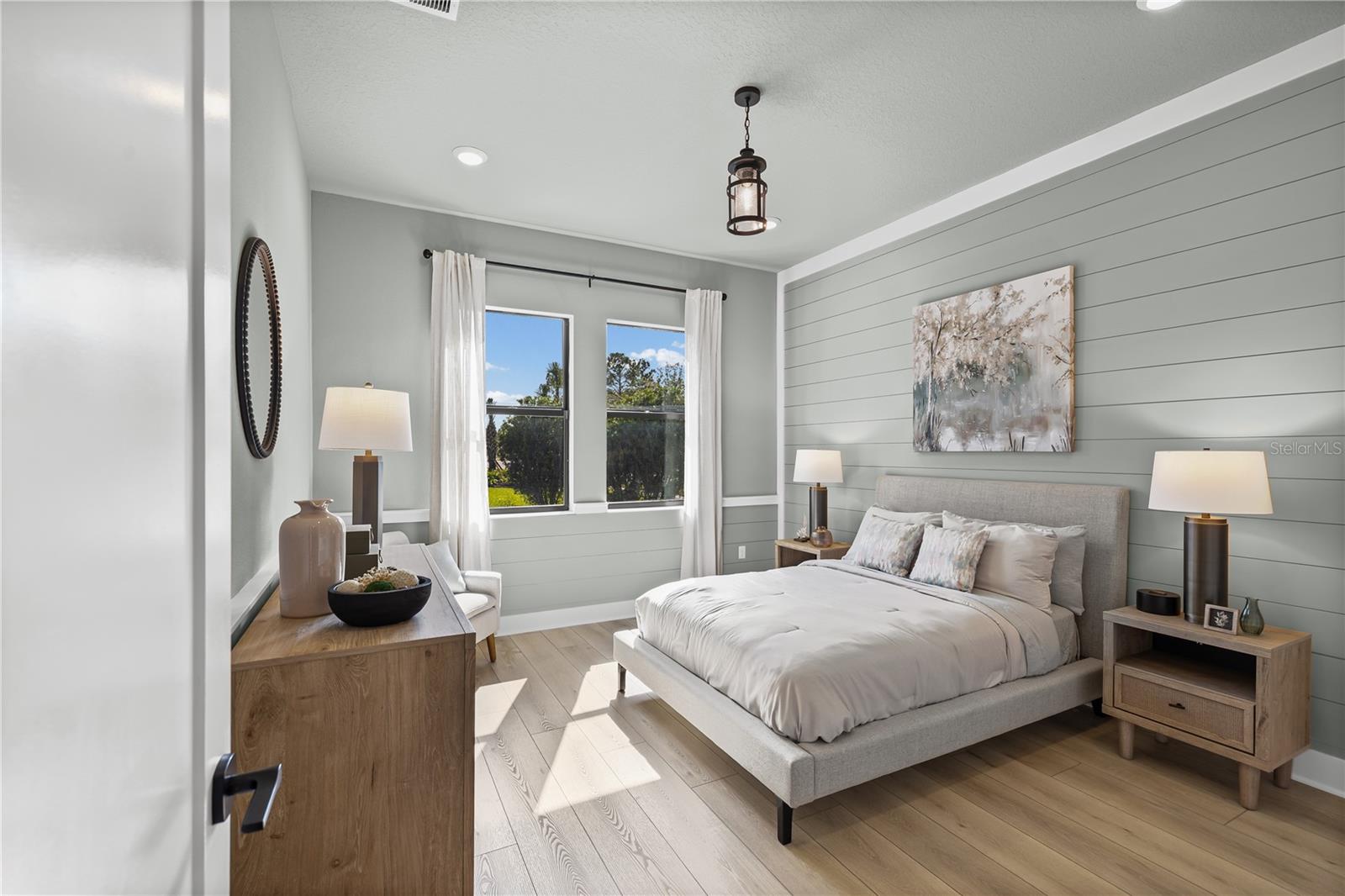 NORTH LAKE ESTATES - Residential