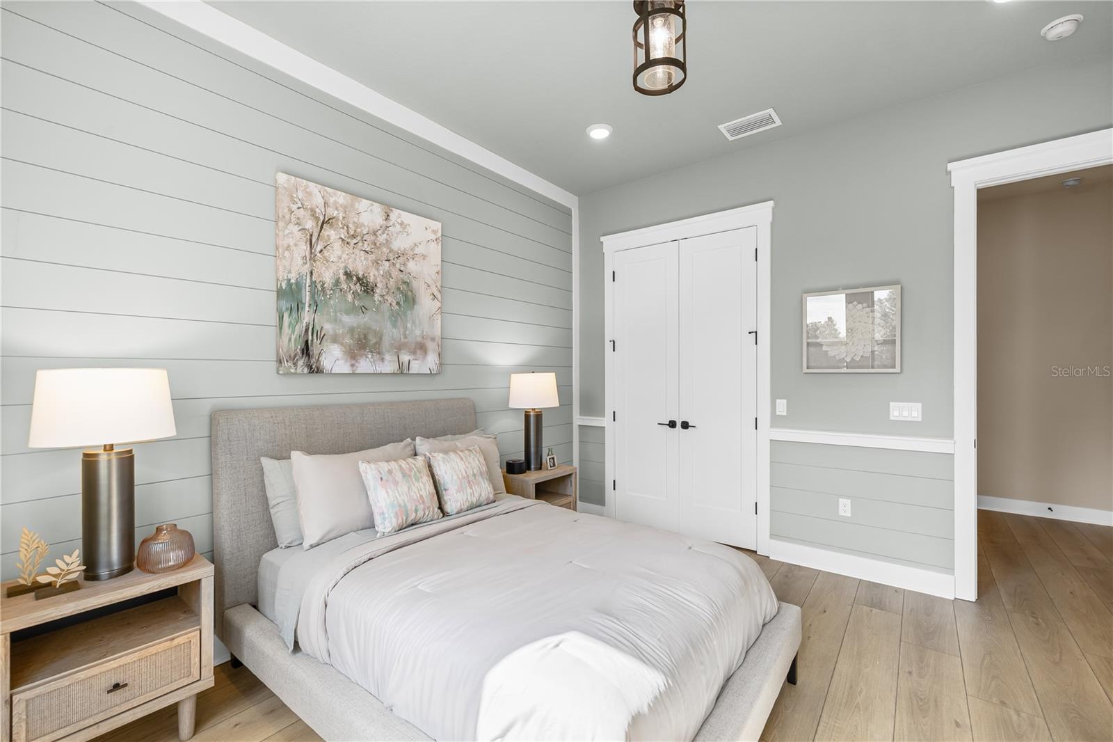 NORTH LAKE ESTATES - Residential