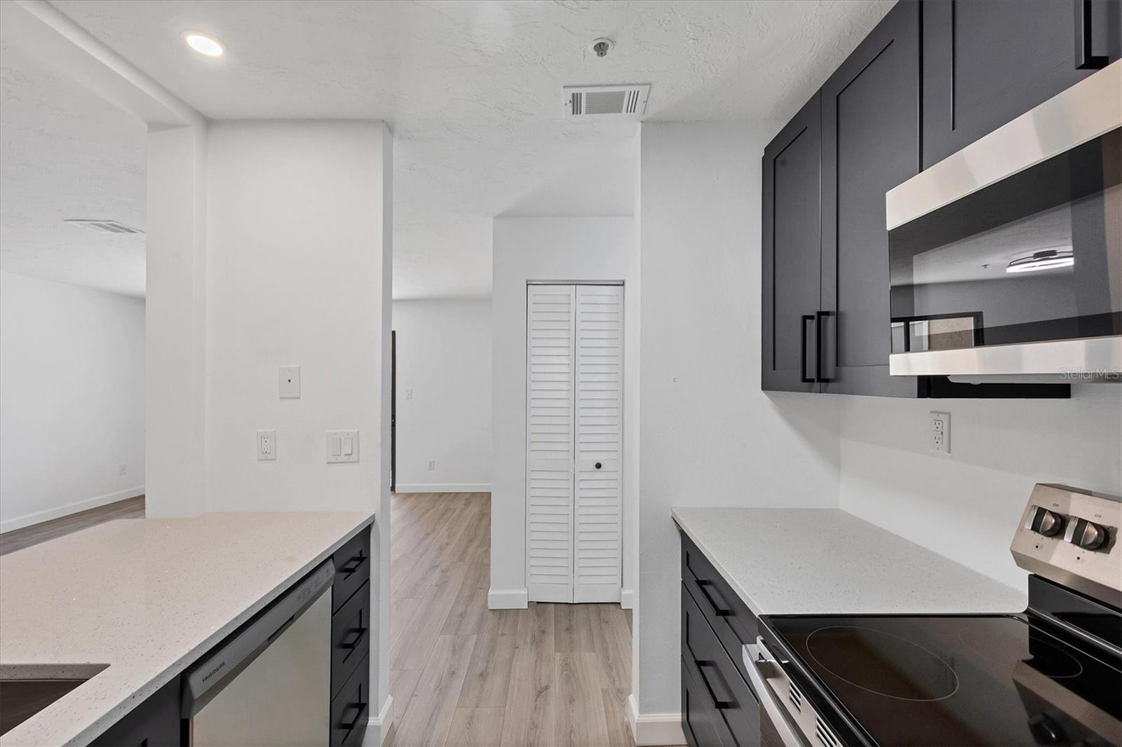 VINTAGE GRAND - Residential