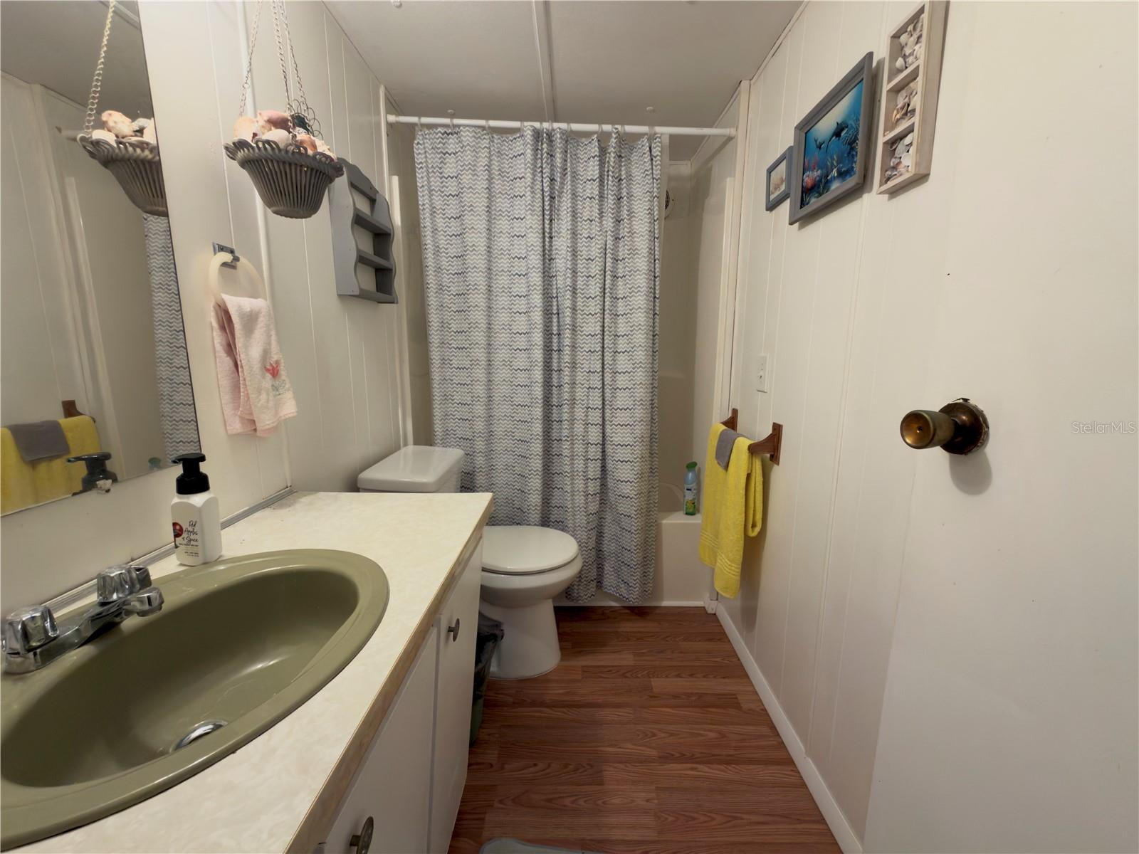 WESTERN SHORES - Residential