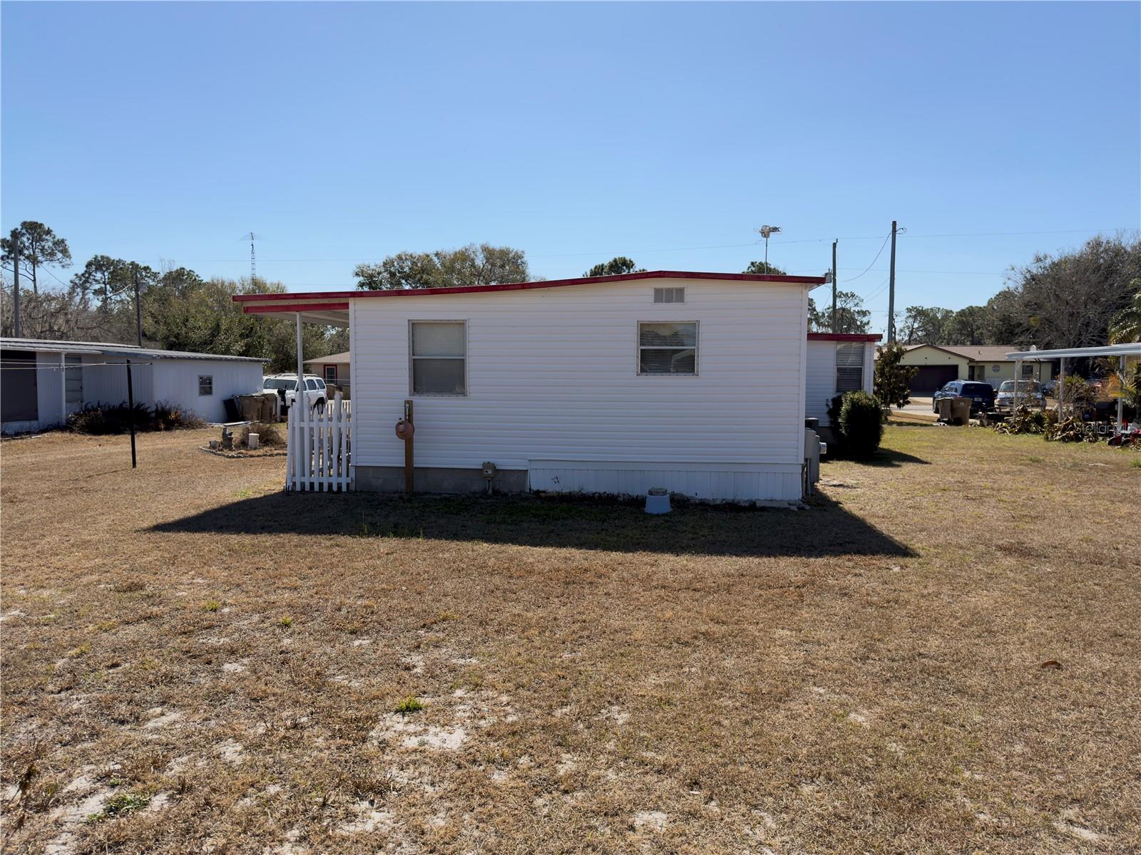 WESTERN SHORES - Residential