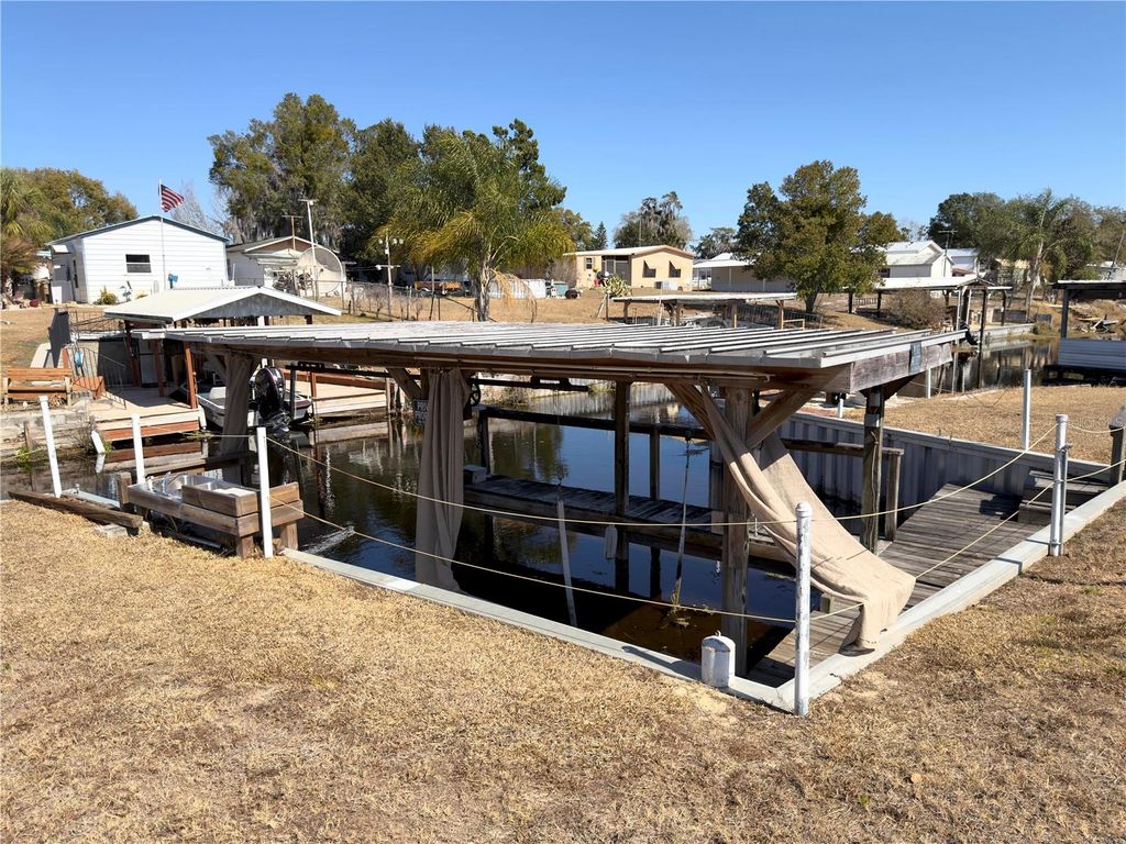 Photo of 12033 Lake Pines Road, Leesburg, FL 34788 (MLS # G5107682)