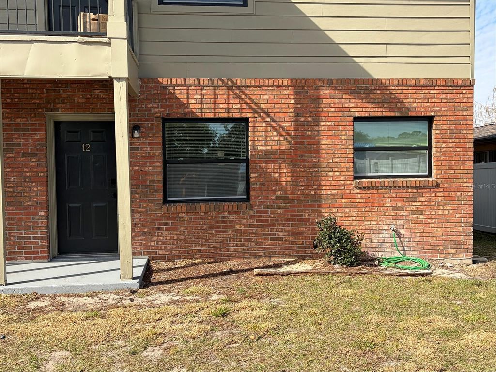 Photo of 900 N Bay Street #12, Eustis, FL 32726 (MLS # O6383593)