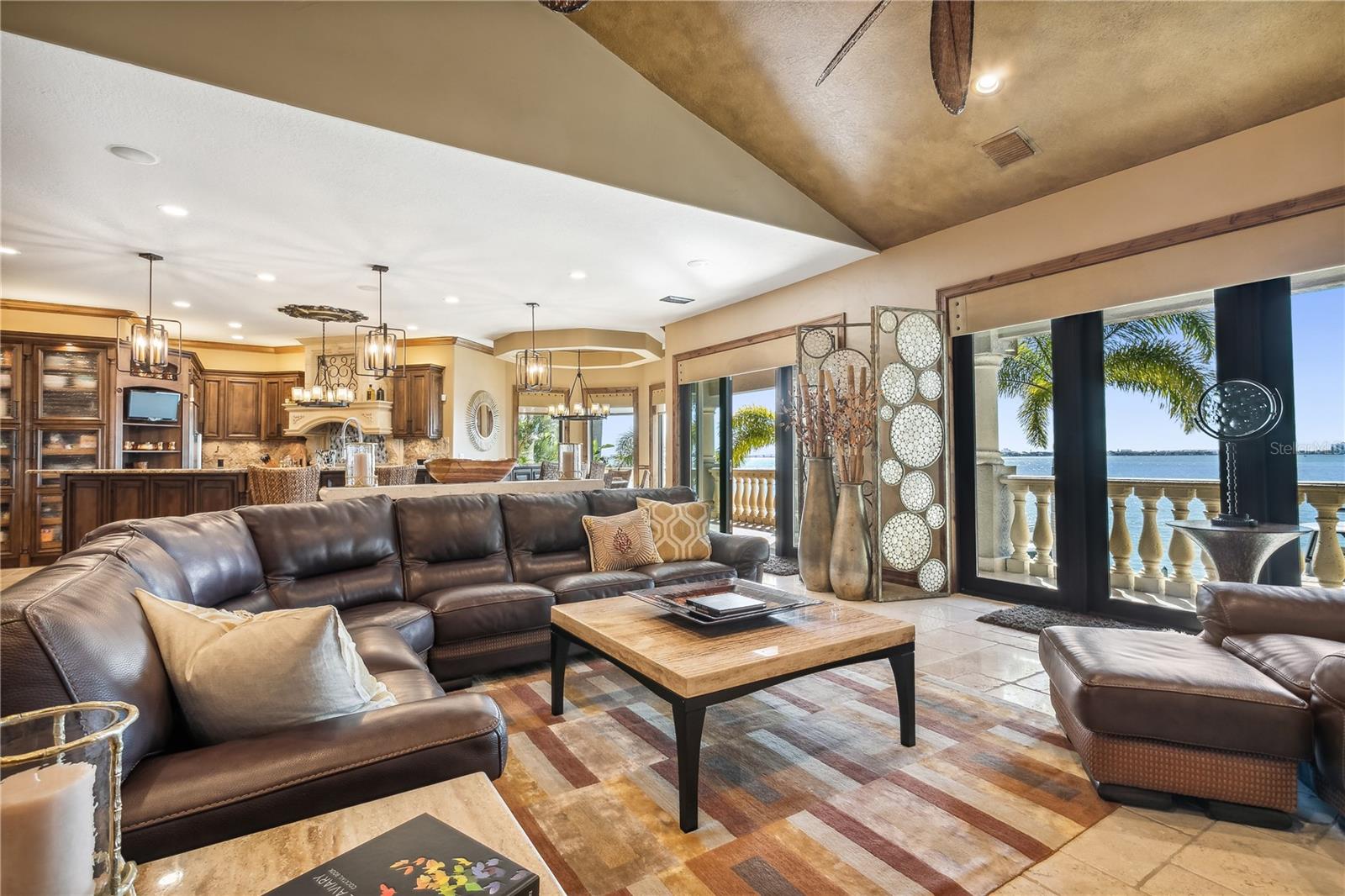 KIPPS COLONY ESTATES AT PASADENA YACHT/COUNTRY CL - Residential