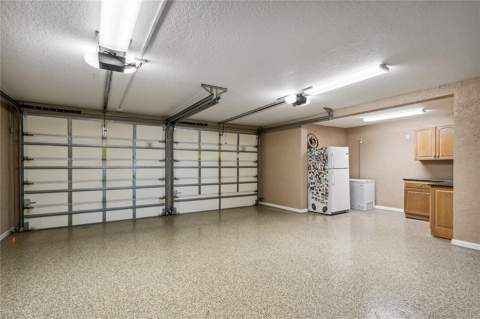 KIPPS COLONY ESTATES AT PASADENA YACHT/COUNTRY CL - Residential