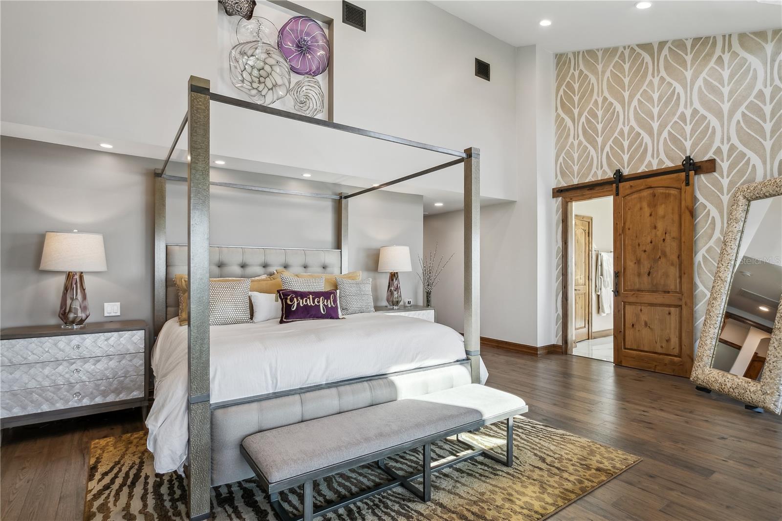 KIPPS COLONY ESTATES AT PASADENA YACHT/COUNTRY CL - Residential