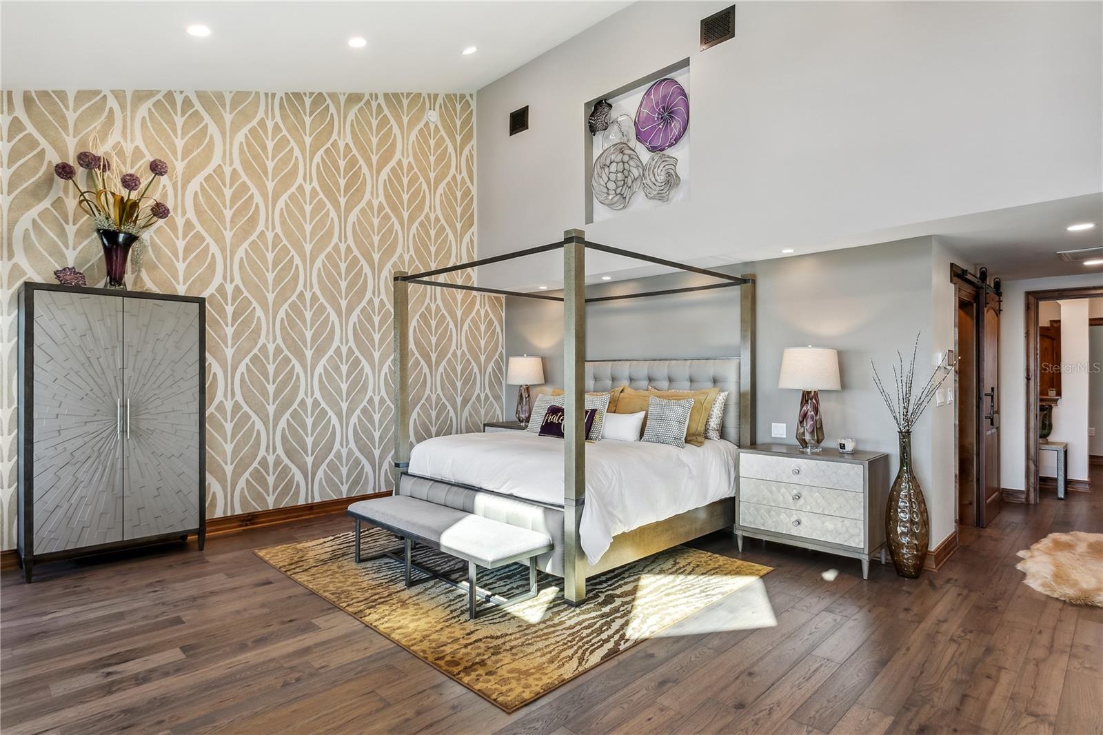 KIPPS COLONY ESTATES AT PASADENA YACHT/COUNTRY CL - Residential