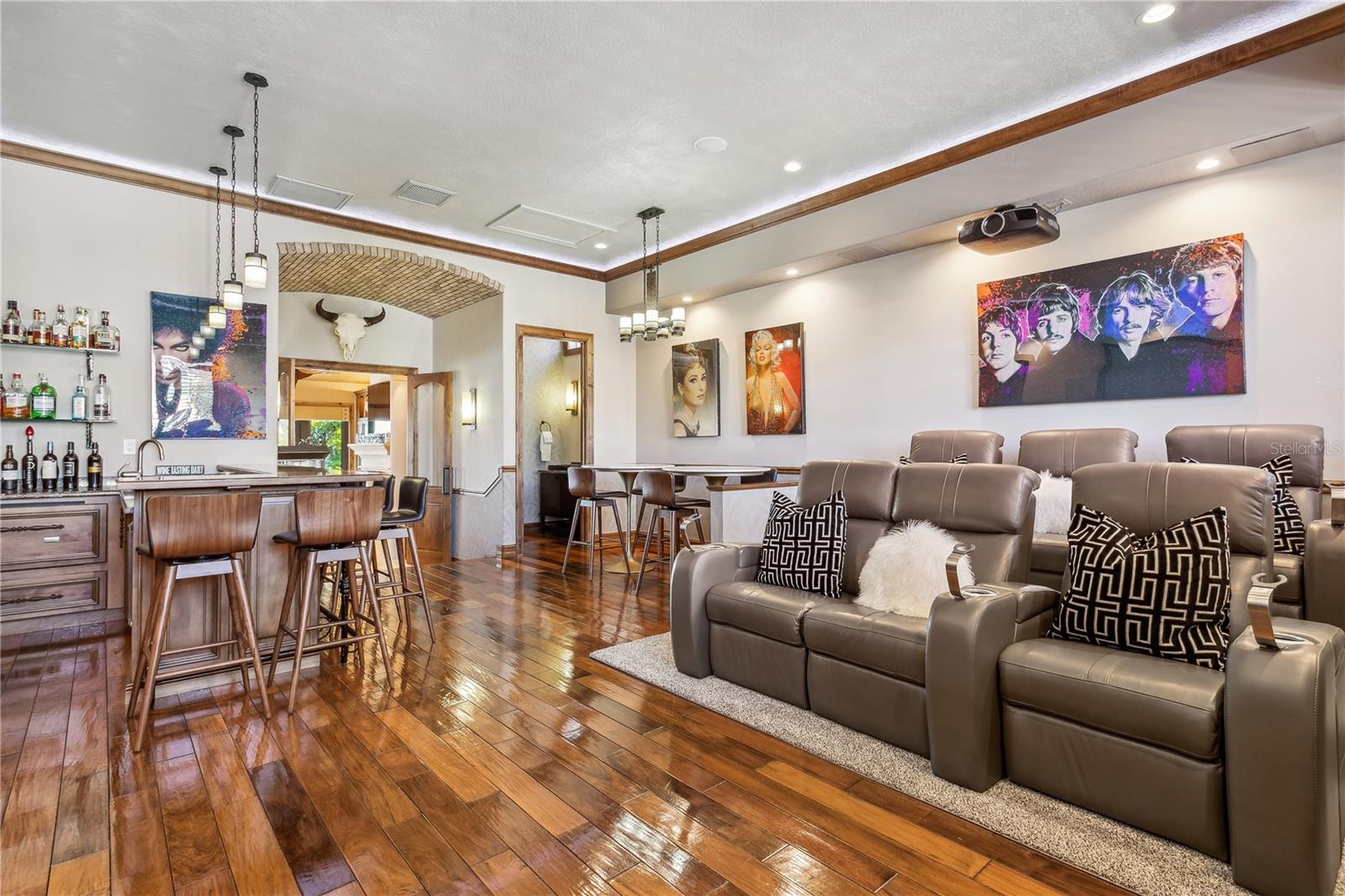 KIPPS COLONY ESTATES AT PASADENA YACHT/COUNTRY CL - Residential