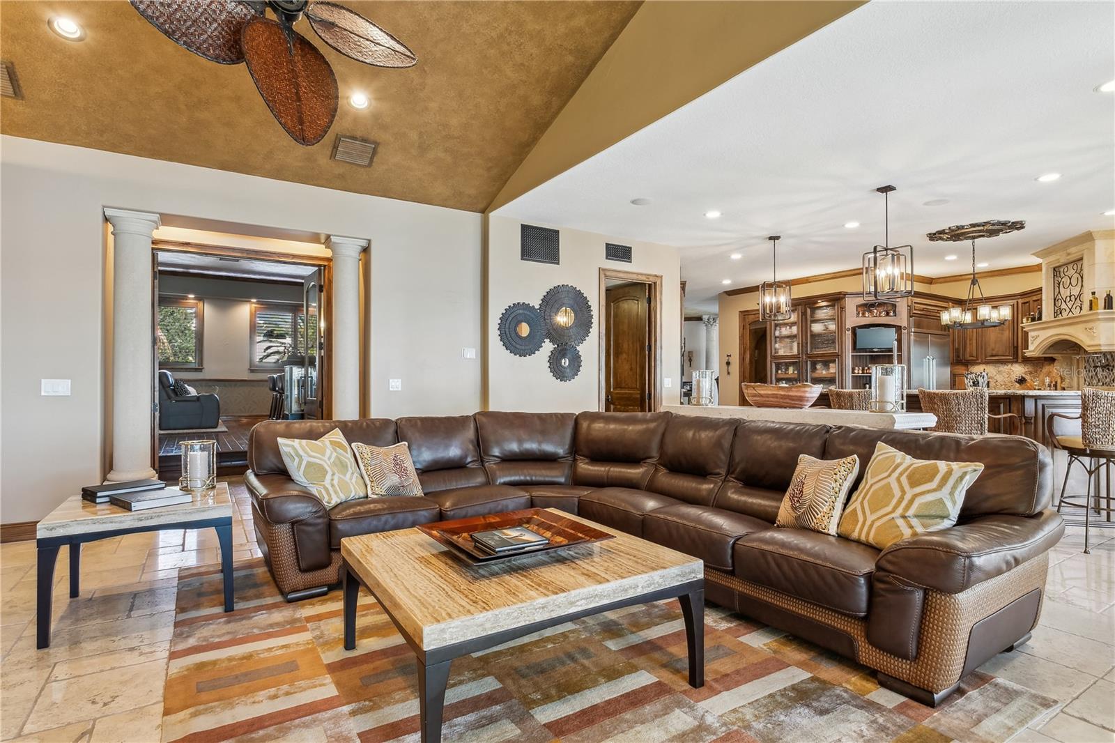 KIPPS COLONY ESTATES AT PASADENA YACHT/COUNTRY CL - Residential